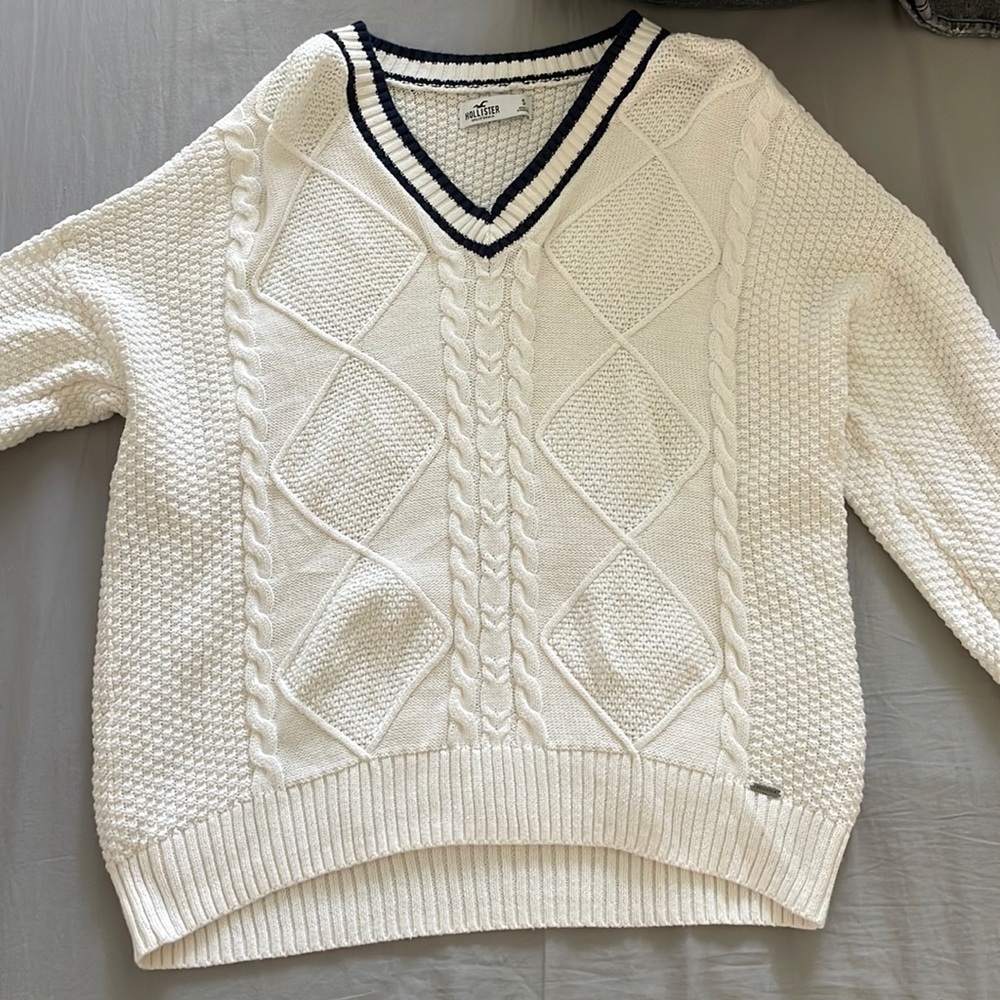 Hollister White Sweater